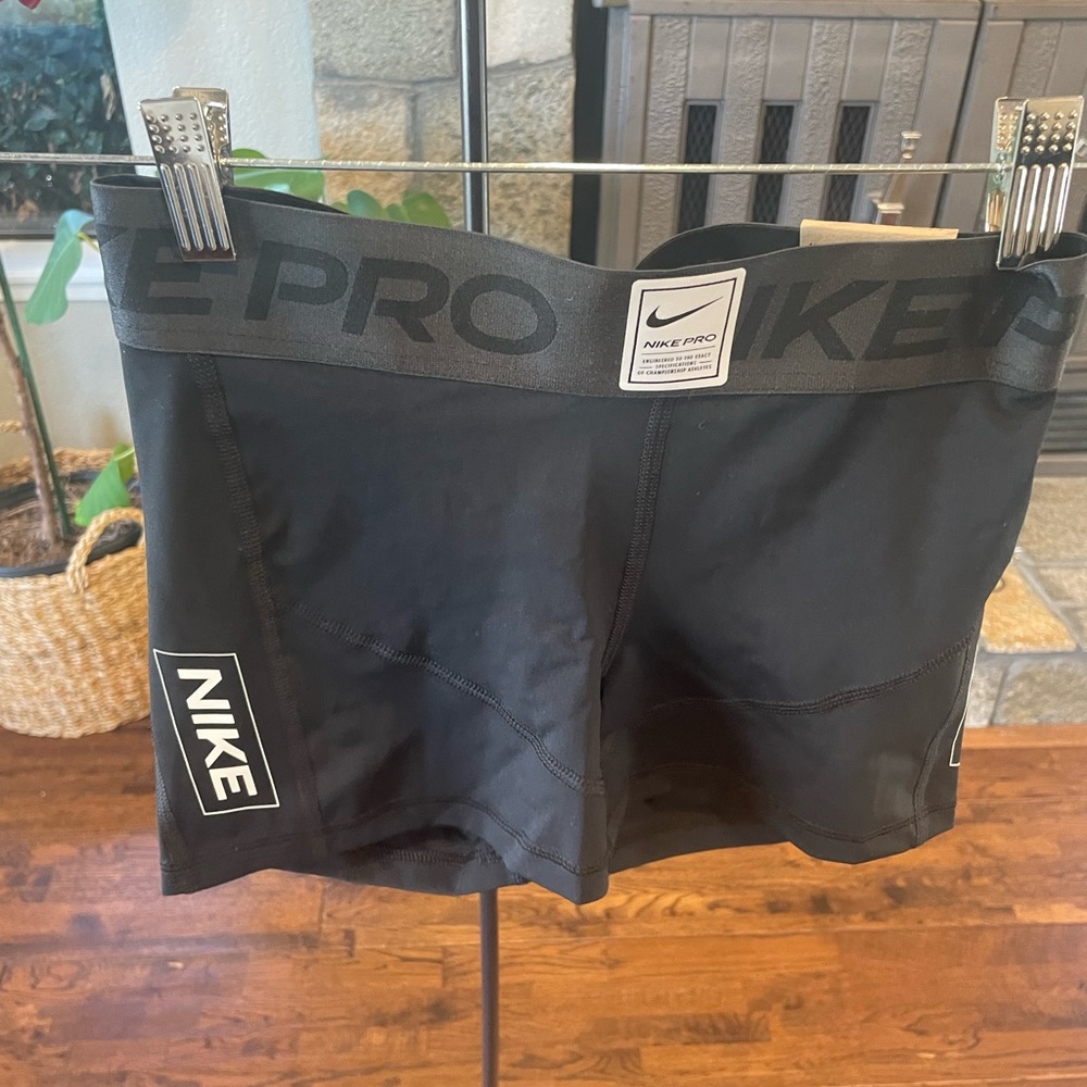 Running shorts, Nike